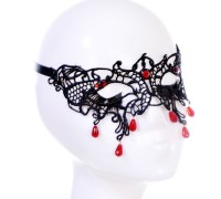 Роскошная черная маска с бусинами