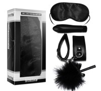 Набор Deluxe Bondage Kit (маска, наручники, тиклер, мини-вибратор) 
