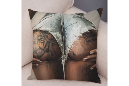 Наволочка на подушку Sexy Tattoing Ass