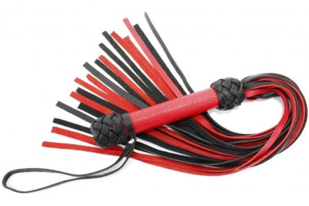 Черно-красная кожаная плеть с красной ручкой и плетением турецкая голова
