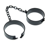 Пластмассовые черные наручники