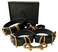 Эксклюзивные наручники и ошейник с поводком из натуральной кожи Skin Love в деревянном боксе