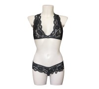 Комплект белья из черного кружева M/L
