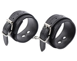 Классические черные наручники на цепи