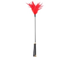 Красный перьевой тиклер с декорированной ручкой 65 см