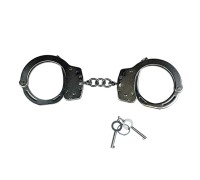 Настоящие милицейские наручники черного цвета на цепочке и с двумя ключами 