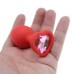 Красная силиконовая пробка S с розовым кристаллом в форме сердца - фото 1