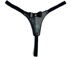 Трусики стринги из эко-кожи