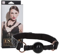 Силиконовый кляп на стеганом ремне с меховой подкладкой Entice Ball Gag