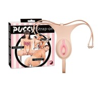 Латексные трусики-страпон с вагиной Strap-On Pussy