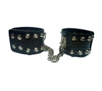 Наручники с шипами черные