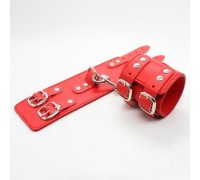 Широкие наручники с карабином - red