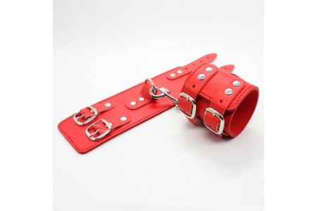 Широкие наручники с карабином - red